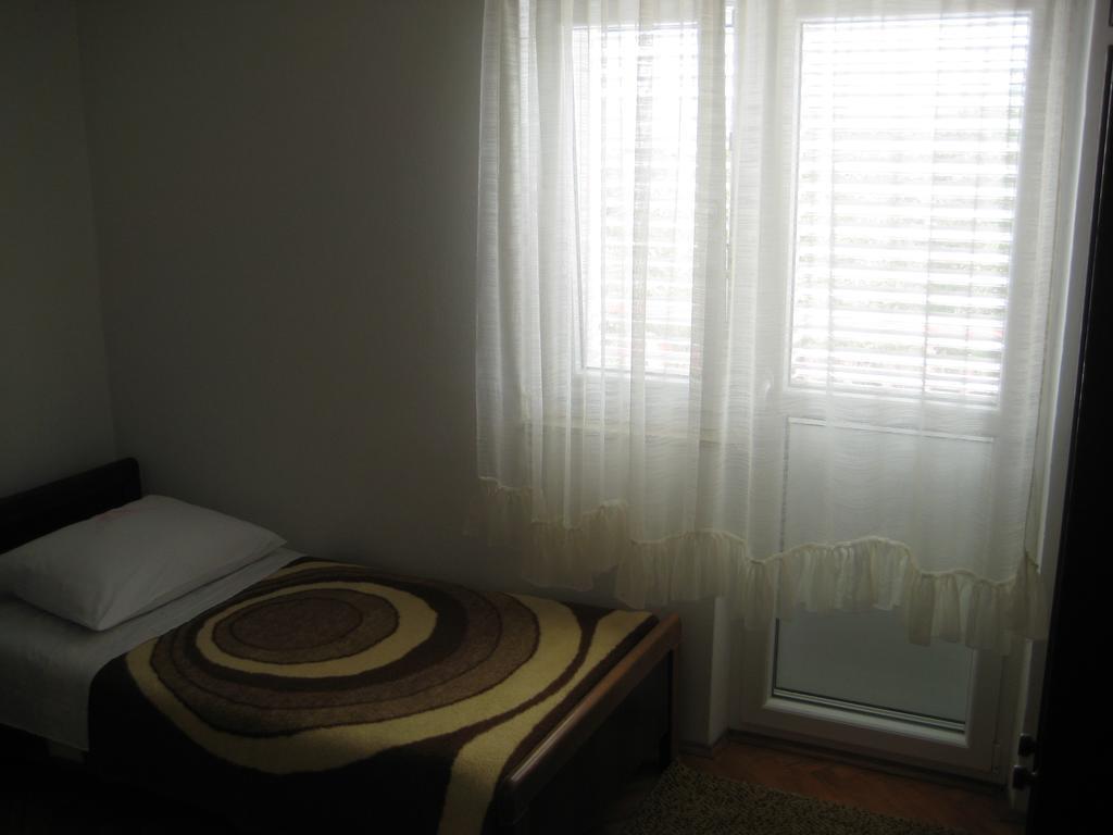 Apartment Bise روغوزنيكا المظهر الخارجي الصورة